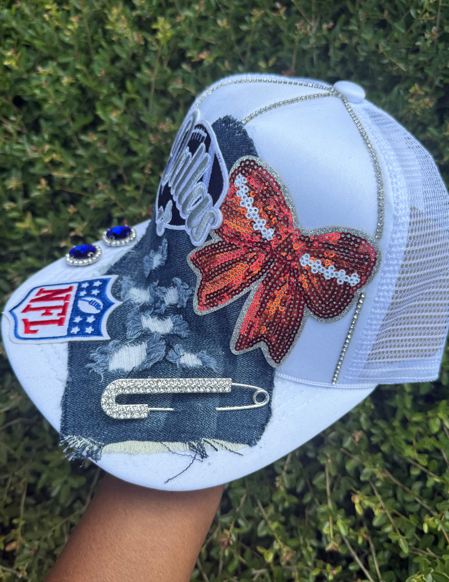 D4L TRUCKER HAT RAFFLE